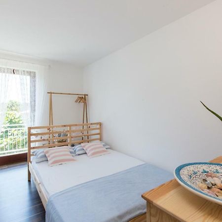 Casa Flora 3-Minutes' Walk From The Beach Новиград Экстерьер фото